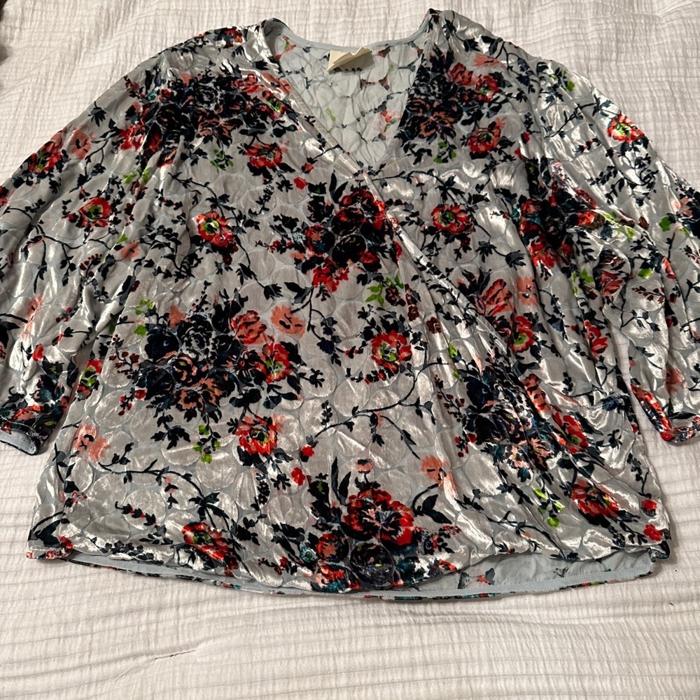 Maeve Kimono Sleeve Velvet Blouse - Picture 6 of 12